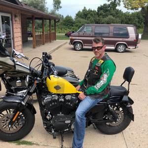 Meet your Posher, Aaron